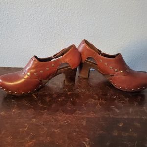 Dansko Clog Riveted Heels